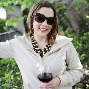 23434N-TO Kimberly Resin & Worn Gold Layered Statement Necklace in Tortoise